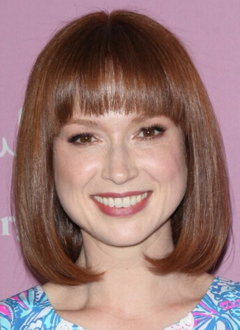 Ellie Kemper Kappenlos Mittel gerade Perücke